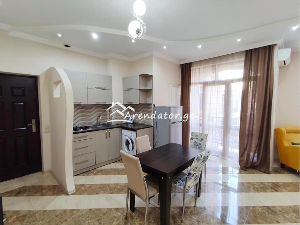 Apartment Face Batumi Exterior photo